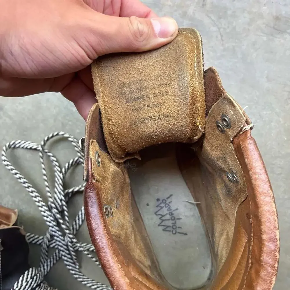 Colorado Vintage 1980s Leather Hiking Boots Vibram Sole Size 9